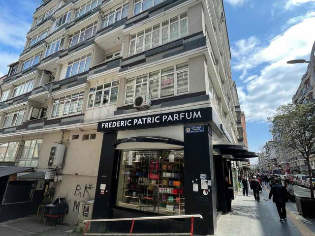 ÇİFLİK CADDESİNE CEPHE KİRALIK 2+1 DAİRE