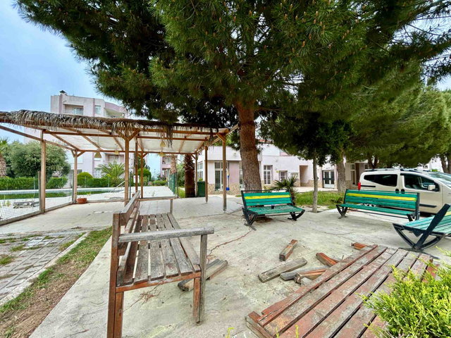 KUŞADASI EGE MAHALLESİ BATI EGE YALIKENT SİTESİ SATILIK BAHÇE DUBLEKS 3+1 DAİRE