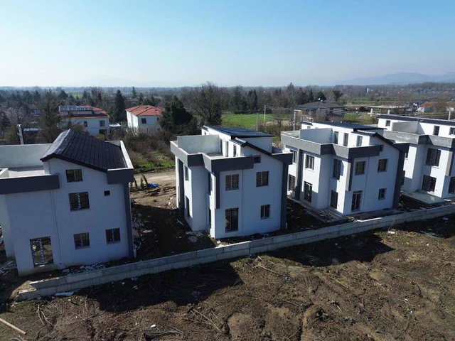 REMAX DIA'DAN DÜZCE SARAYYERİ SATILLIK 5+1 TRİPLEX VİLLA