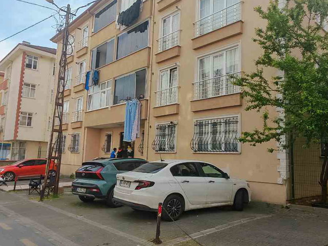 ATAŞEHIR VE ÜMRANIYE'NIN KESIŞME NOKTASINDA YÜKSEK GIRIŞ 3+1 SATILIK DAIRE