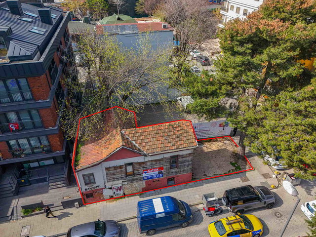 BOSTANCI MARMARAY GİRİŞİNDE 2 KATLI BAHÇELİ 2.DERECEDEN MÜSTAKİL