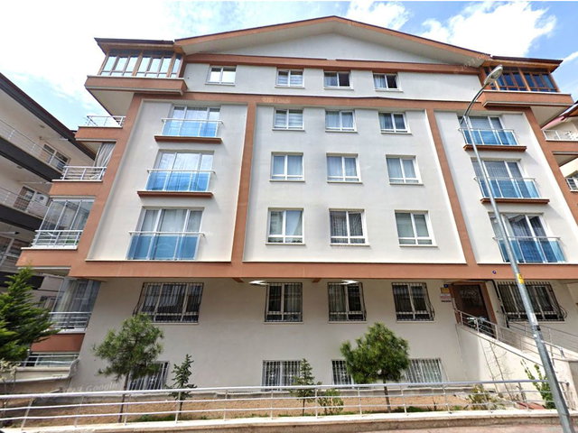 AKŞEMSETTIN MAH CADDE YAKINI 4+1 TEMIZ DUBLEKS SATILIK DAIRE