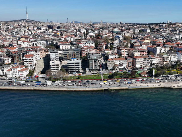 ÜSKÜDAR’DA BOĞAZ MANZARALI LÜKS 3+1 EBEVEYN BANYOLU  AKILLI EV