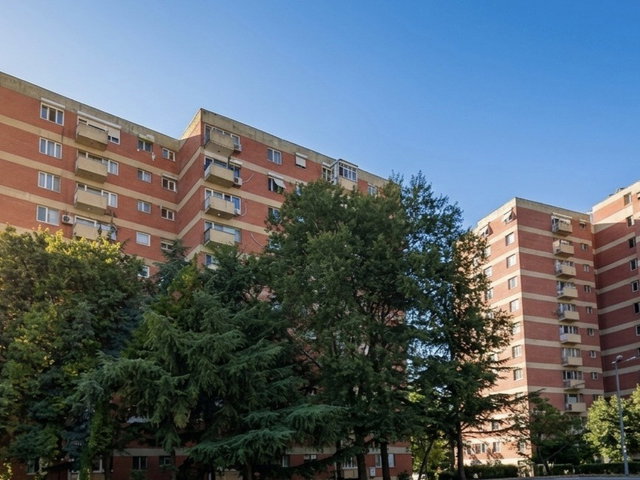 ETİLER BELEDİYE SİTESİNDE FIRSAT DAİRE