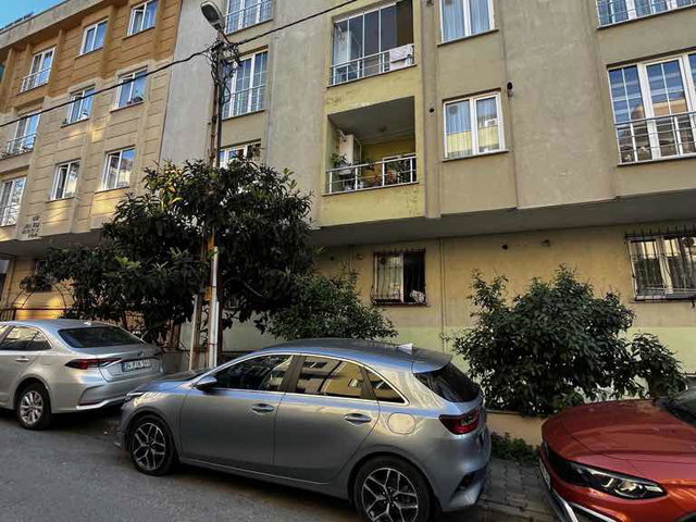 ÇEKMEKÖY HAMİDİYE’DE KİRACILI, METROYA YAKIN 2+1 SATILIK DAİRE