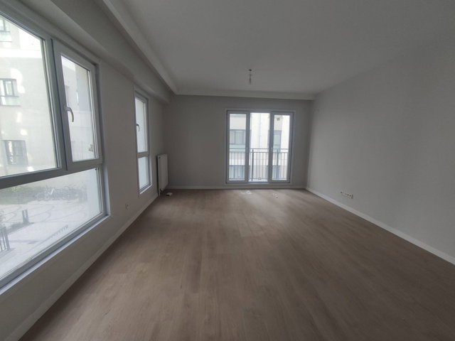 KİPTAŞ KIRLANGIÇ EVLERİN'DE SATILIK BÜYÜK TİP 3+1 FIRSAT DAİRE