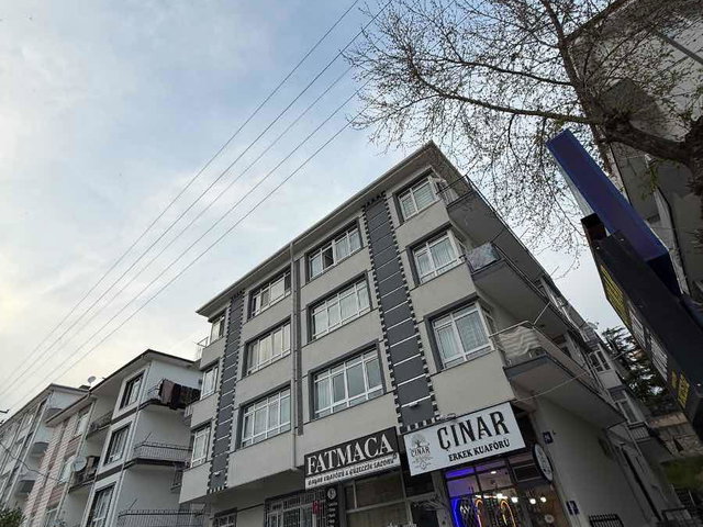 KEÇIÖREN ATIŞ CADDESI'NDE SATILIK 2+1 DAIRE (95M² NET)