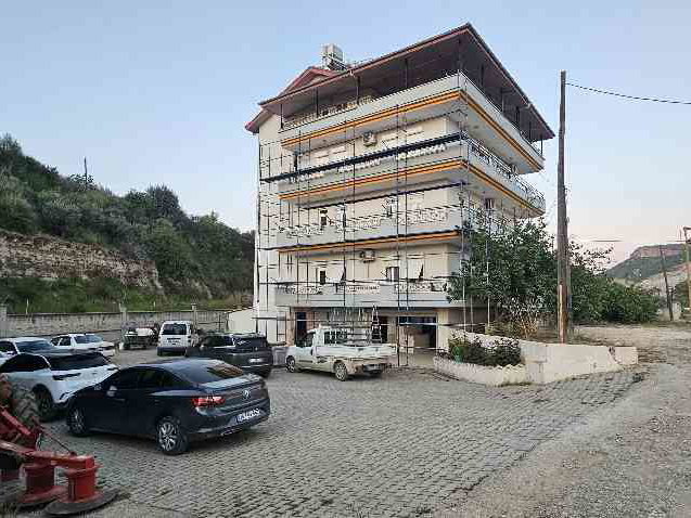 BUCAKŞEYHLER MAHALLESİNDE ANAYOL ÜZERİNDE KİRALIK 3+1 DAİRE