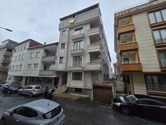 REMAX ASHILL ÜSKÜDAR KISIKLI KAPALI OTOPARKLI ASANSÖRLÜ TERASLI