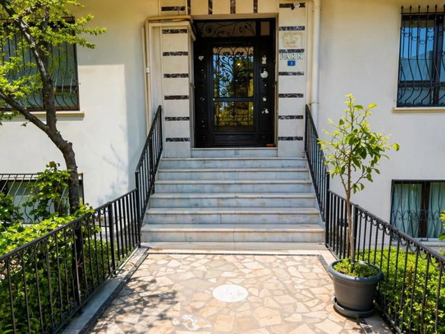 ANKARA KIRKONAKLAR’DA SATILIK 3+1 FERAH VE YENİLENMİŞ DAİRE