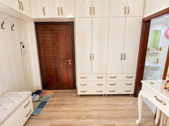 ANKARA KIRKONAKLAR’DA SATILIK 3+1 FERAH VE YENİLENMİŞ DAİRE