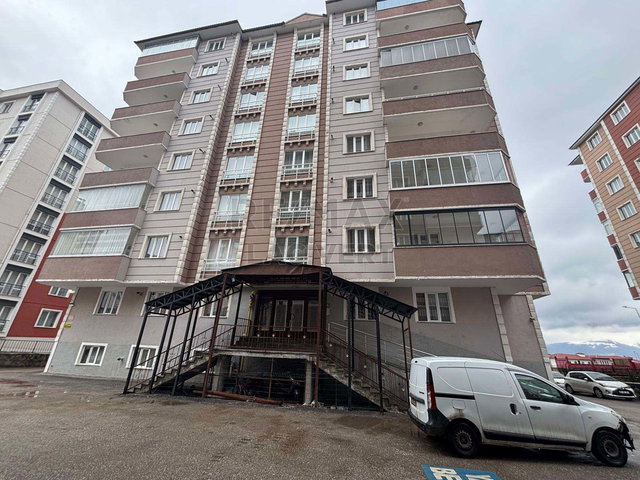 RE/MAX LACİVERT'TEN HİLALKENT ÖZBAĞ SİTESİ'NDE KİRALIK 3+1DAİRE