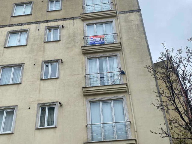 GÜLLÜBAĞLAR'DA ISKANLI ASANSÖRLÜ GENIŞ 2+1 DAIRE