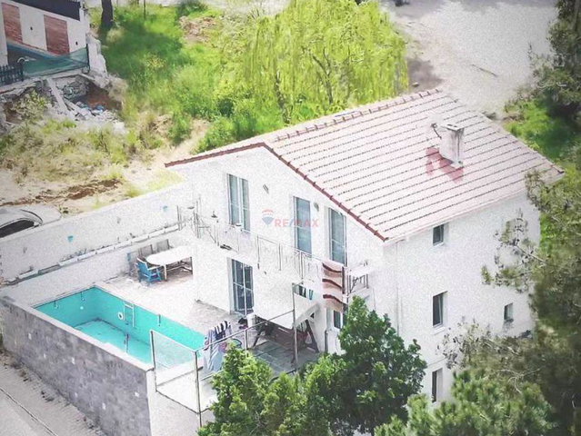 TUZLA AYDINLI ÇAMLIBELDE VILLALARINDA KİRALIK 3 KATLI MÜSTAKIL VILLA