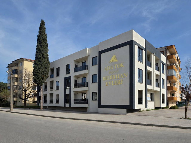 SATILIK DAİRE ERENLER DİLMEN MAH'DE 2+1/3.KAT REMAX MAVİ'DEN