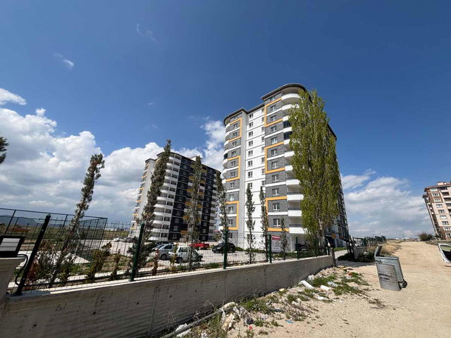 SINCAN ALCI MAHALLESINDE SATILIK 3+1 SIFIR DAIRE