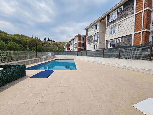 RE/MAX MAVİ GÜVENCESİYLE LOCA LARGE SİTESİNDE 3+1 SATILIK DAİRE