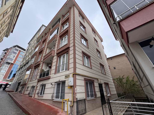 SATILIK BAHÇELİ MERKEZDE 2+1