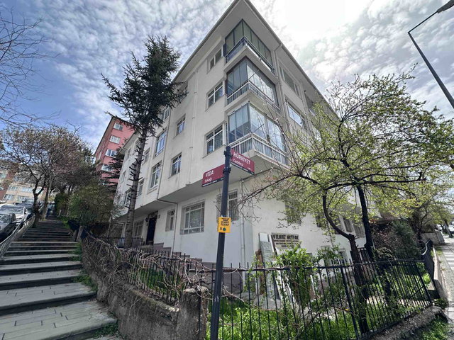 ÇANKAYA DİKMEN HARBİYE MAHALLESİNDE 3+1 SATILIK DAİRE