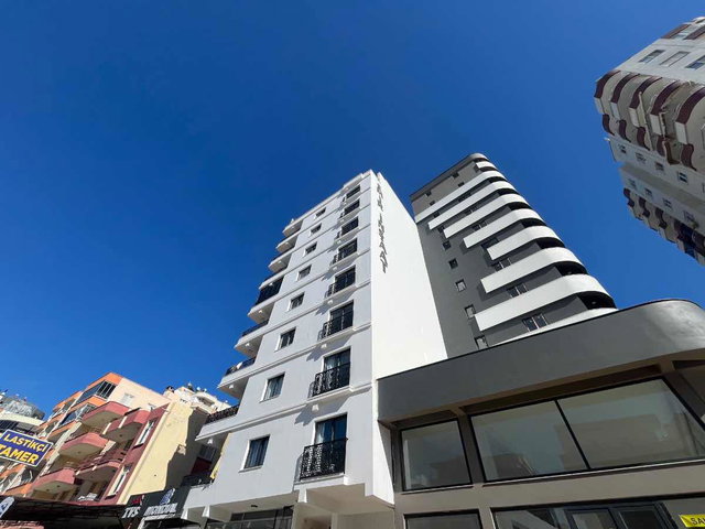 REMAX GUNEY'DEN MERKEZİ KONUMDA GENİŞ 2,5+1 SATILIK DAİRE