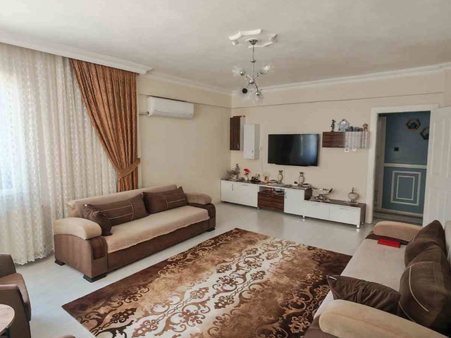 REMAX JET - SİTE İÇERİSİNDE 160M2 3+1 SINIRSIZ KREDİ İMKANIYLA !