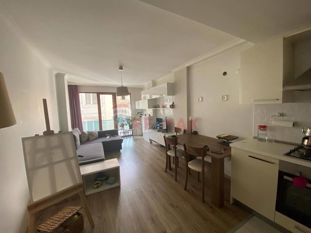 ŞİŞLİ PAŞA MAHALLESİNDE SATILIK 1+1 DAİRE