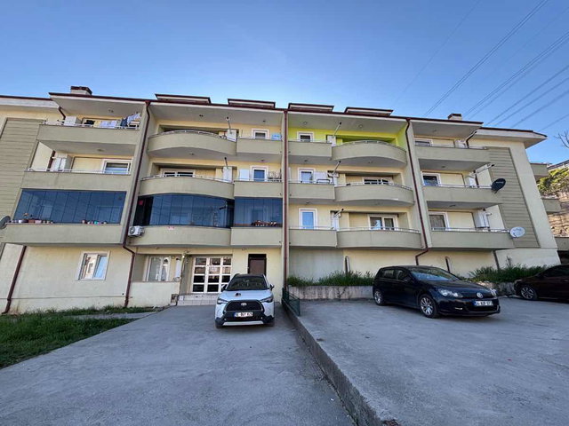 REMAX-HÜR MÜGE ERGÜN AYDAŞ'TAN SERDİVAN - KEMALPAŞA'DA SATILIK DAİRE