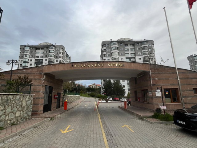 ALACAKENT SİTESİ’NDE YATIRIMLIK ŞIK DAİRE