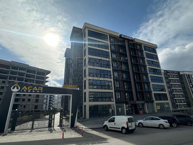 RE/MAX LACİVERT'TEN YILDIZKENT'TE KİRALIK 3+1 DAİRE