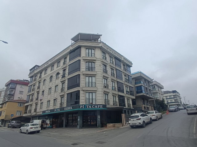 REMAX HEDEF GÖKHAN ASLANTAŞ'TAN KOLEJLER BÖLGESİNDE KİRALIK 3+1 DAİRE