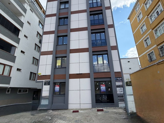 KARTAL HÜRRİYET MAHALLESİNDE SATILIK 2+1 SIFIR DAİRE