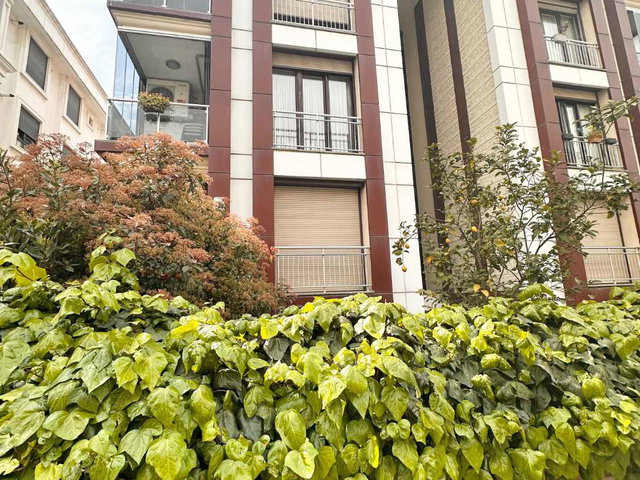 REMAX ABC'DEN BAHÇELIEVLER'DE KIRALIK 4+1 DAIRE
