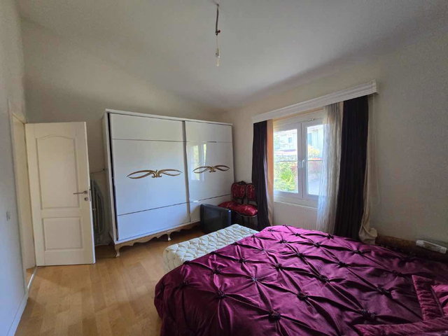 AKFIRAT EVLERINDE AYRICALIKLI YAŞAM: EŞYALI KIRALIK ÖZEL VILLA
