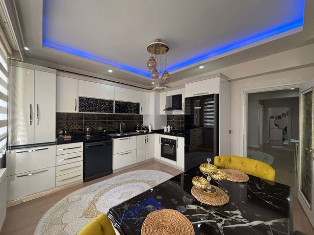 REMAX ARTIS'DEN KAYAKYOLU'NDA SATILIK 3+1 DAIRE