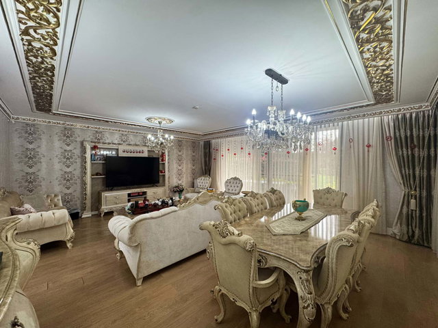 ŞEHRİZAR KONAKLARI'NIN EN ŞEREFİYELİ SATILIK BAHÇE DUBLEKSİ (6+1 / 360 M2)
