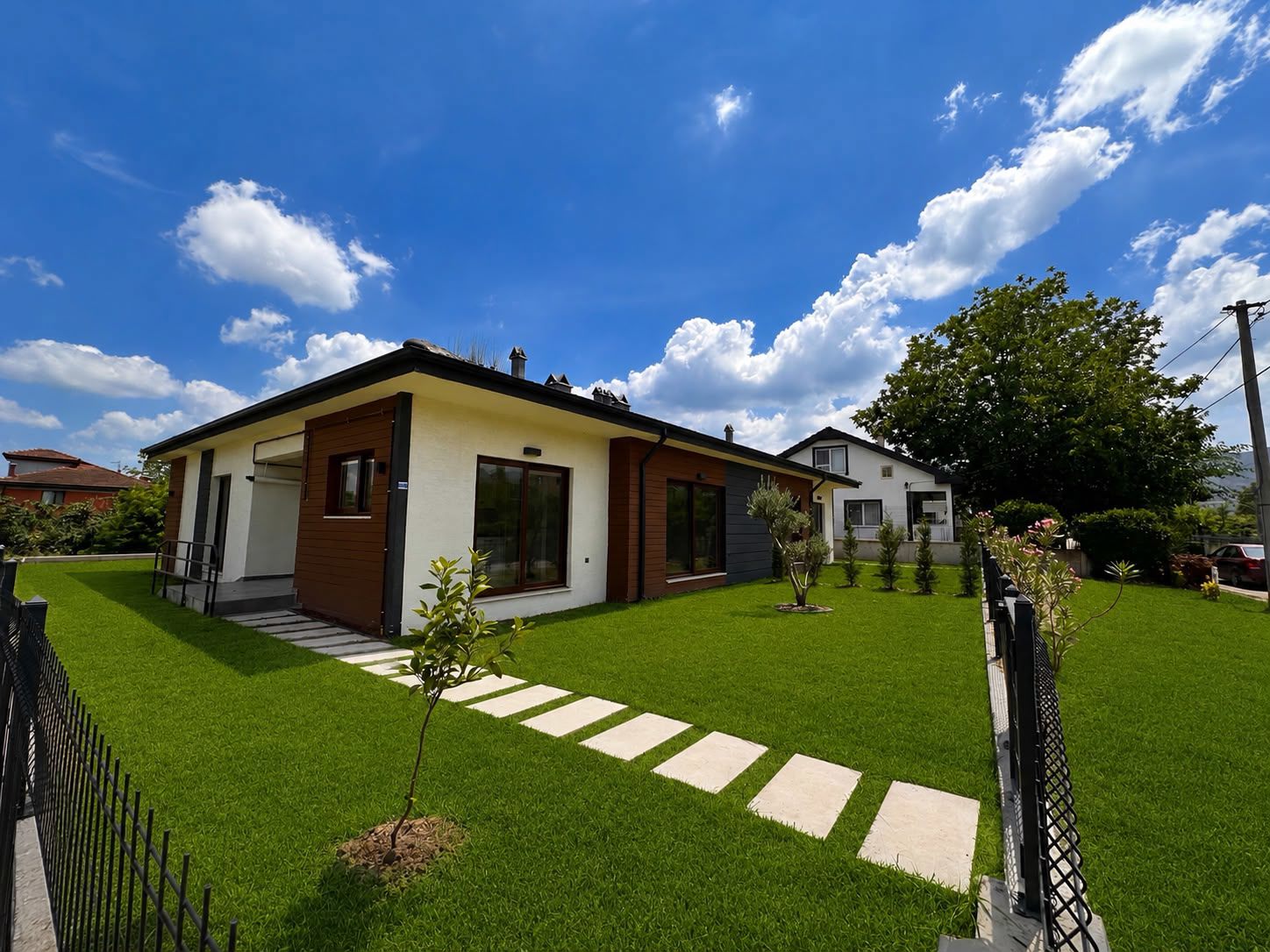 REMAX ŞABAN KARAKAŞ TAN SATILIK MÜSTAKİL BAHÇELİ SIFIR 3+1