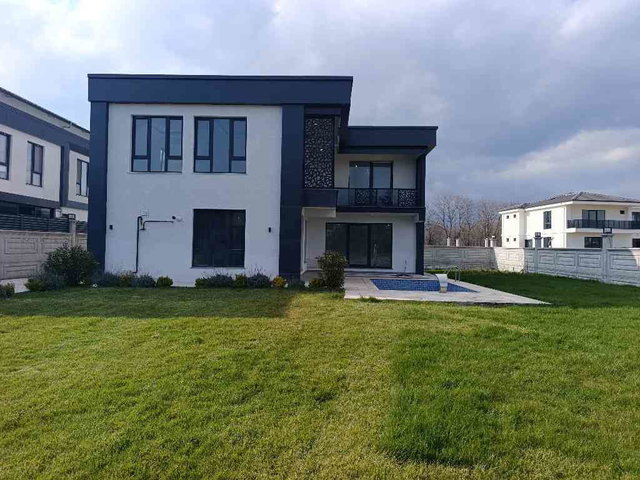 AMBARDERE SATILIK 5+1  LÜKS VİLLA