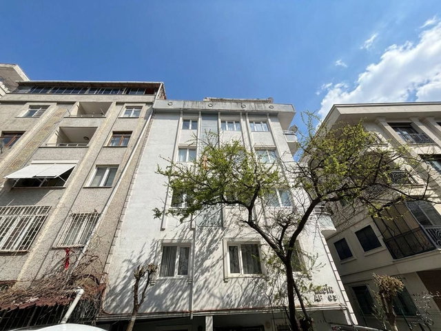 AVCILAR AMBARLIDA İSKANLI MERKEZİ KONUMDA SATILIK 3+1 DAİRE