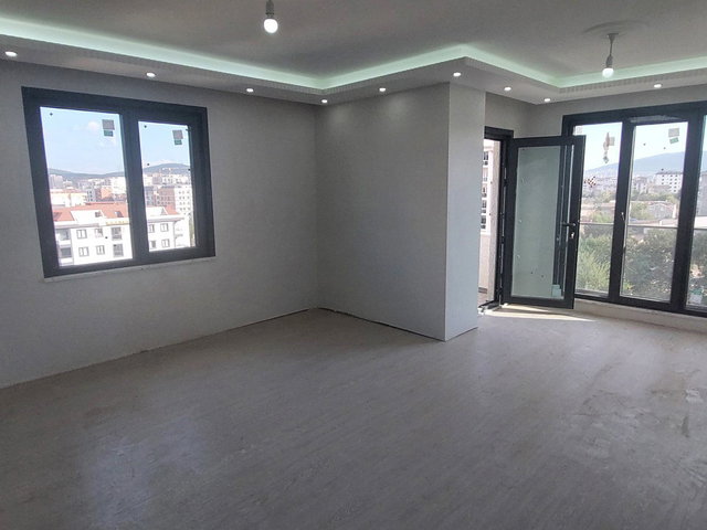 SULTANBEYLİ MİMAR SİNAN MH 5+1 DUBLEX SATILIK DAİRE