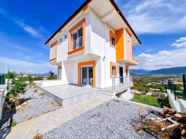 AYDIN DIDIM BODDUM YOLUNA YAKIN SATILIK 3+1 SIFIR BITIŞIK NIZAM VILLA