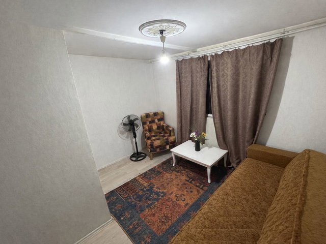 GÜNGÖRENIN KALBINDE GENIŞ VE FERAH 2+1 SATILIK DAIRE