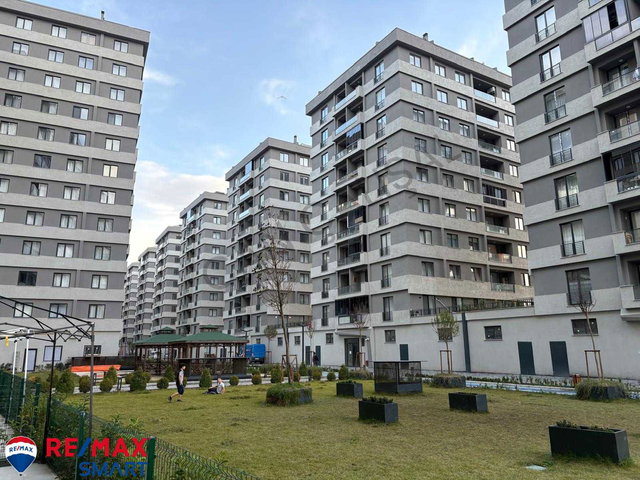 TUZLA ANATOLIA CITY'DE BAHÇE KATI FIRSAT 2+1 SATILIK DAIRE