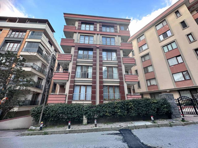 SEVCAN REMAX BAKIRKÖY İNCİRLİ CD.HASTANE ARASI ASANSÖR&OTOPARKLI