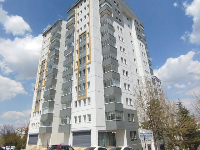 ÇAYYOLU 2  TÜRKKONUT  DODURGA DA 1.KAT  3+1 ACİL SATILIK 120M2  DAİRE