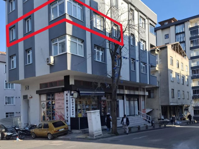 KÖŞE KONUMLU-FULL YAPILI-MASRAFSIZ BOŞ 2+1 SATILIK DAIRE