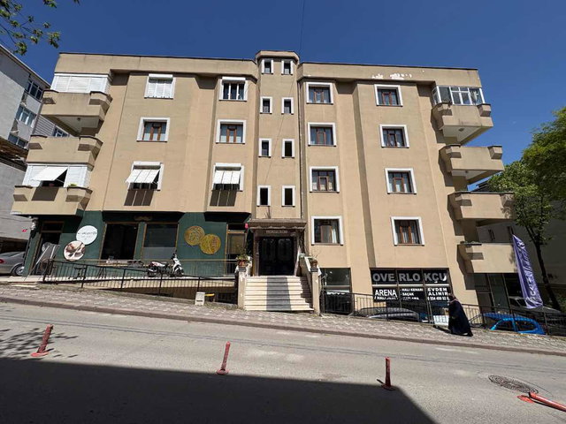 GEBZE HACIHALIL MAH. MERKEZ KONUMDA SATILIK 3+1 DAIRE