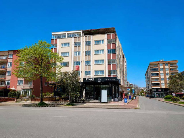 REMAX SERHAT/ATATÜRK BLV. CEPHE KONUM/SATILIK 3+1 DAİRE