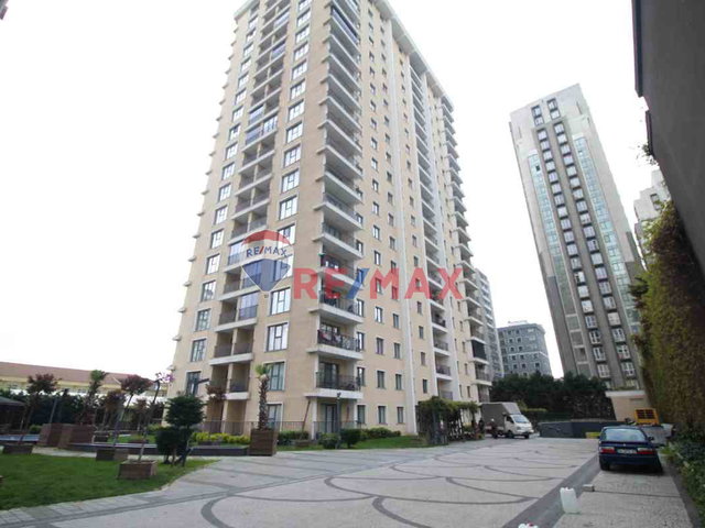 BEYLİKDÜZÜ EVIM YÜKSEKDAĞ SITESI 145 M2 3+1 ÇIFT BALKONLU HAVUZLU ÖNÜ AÇIK FERAH