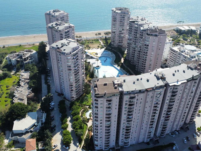 REMAX PALM'DEN LİPARİS 1'DE DENİZE SIFIR MÜSTAKİL TADINDA 4+1