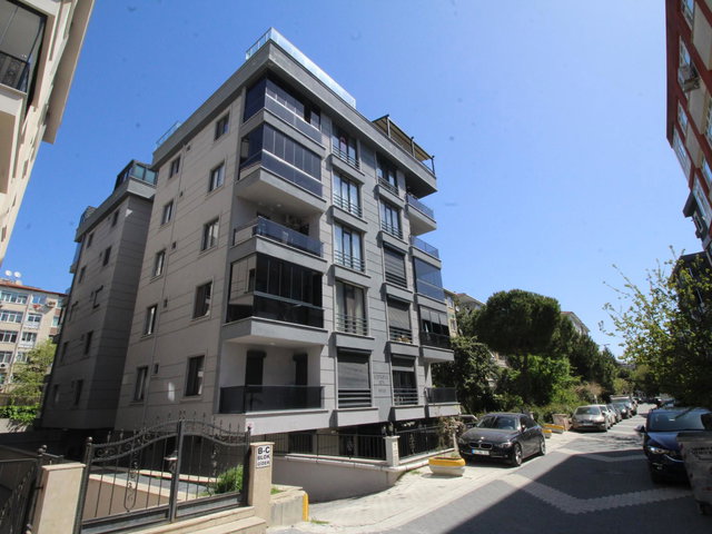 İNCIRLI CADDE YAKINI YENI BINA 180 M2 DUBLEKS DAIRE OTOPARKLI